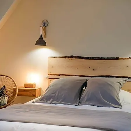 Les Etangs Des Couartes Bed & Breakfast