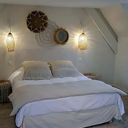 Les Etangs Des Couartes Bed & Breakfast 3*
